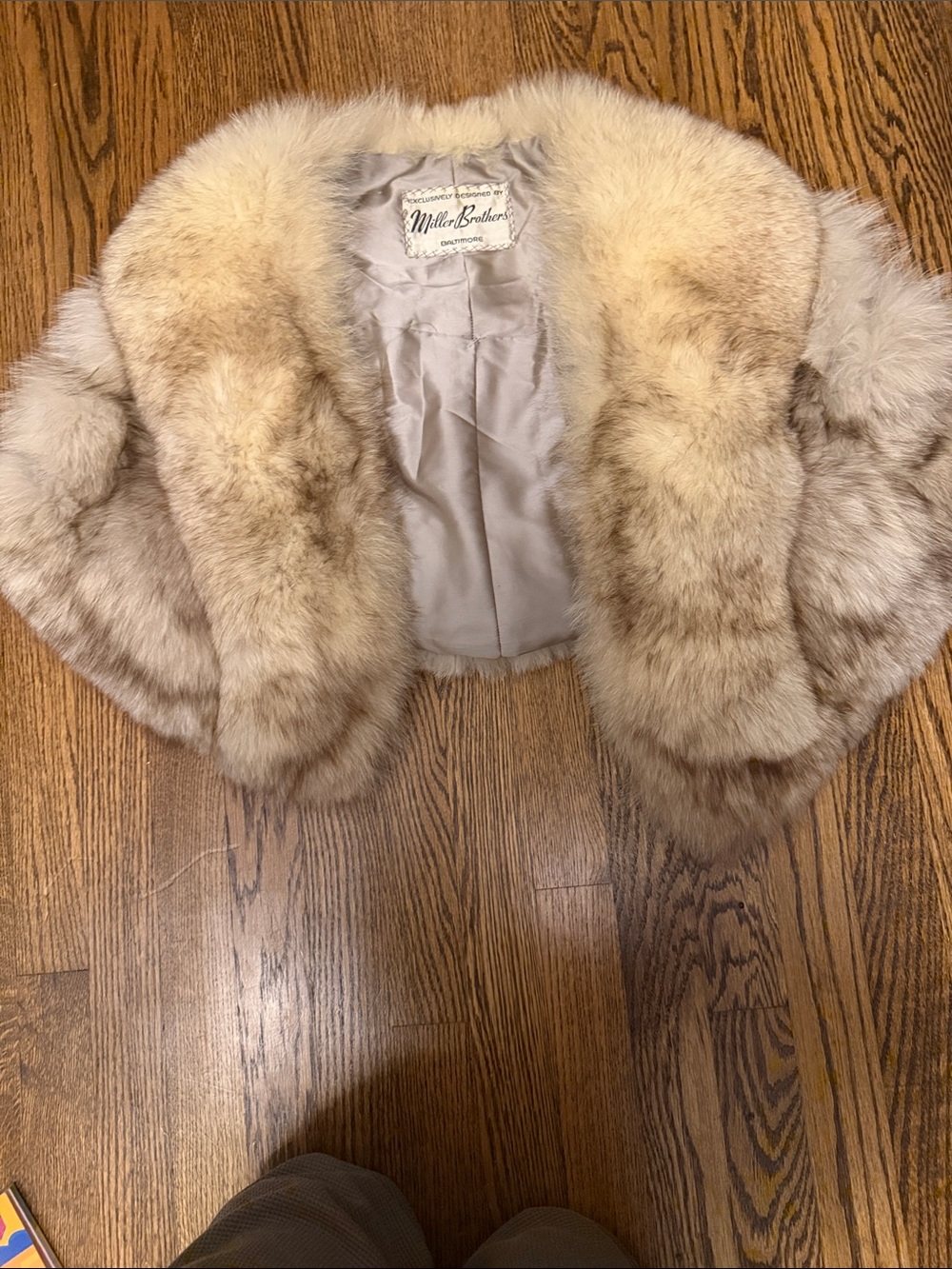 Natural Fur Stole - Cream/Tan